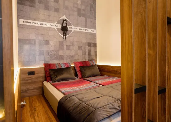 Lofty Exclusive アパート *